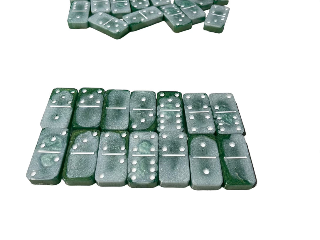 RESIN DOUBLE SIX DOMINO GAME